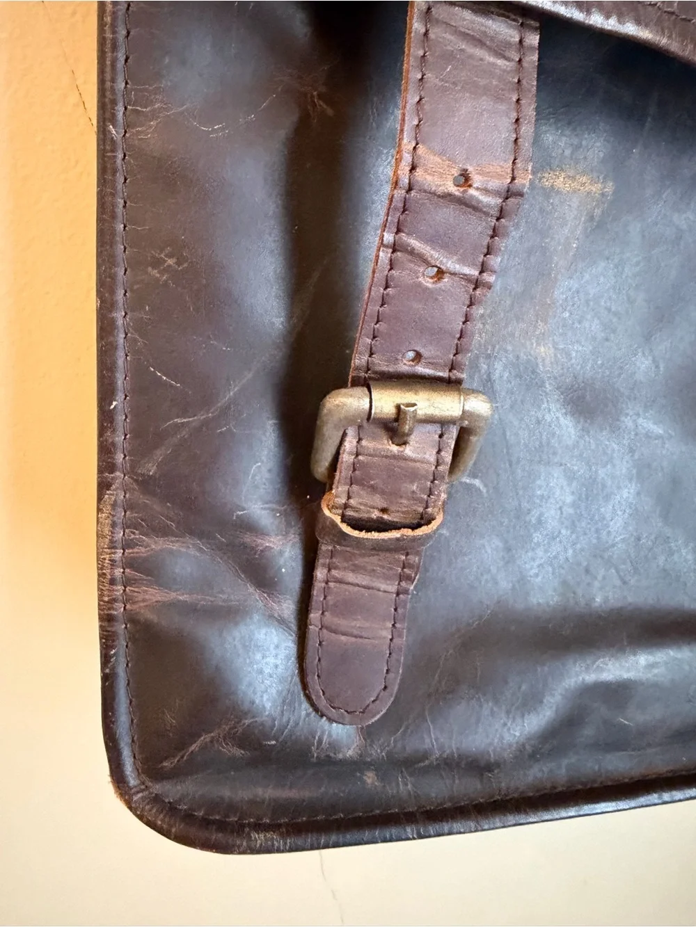 Vtg Waxed Leather Messenger Bag Crossbody Green Canvas Interior Brass Hardware